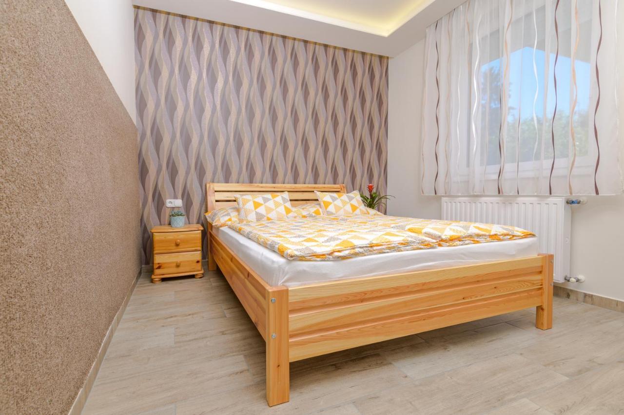 Bella Apartments No1 Hajdúszoboszló Eksteriør billede
