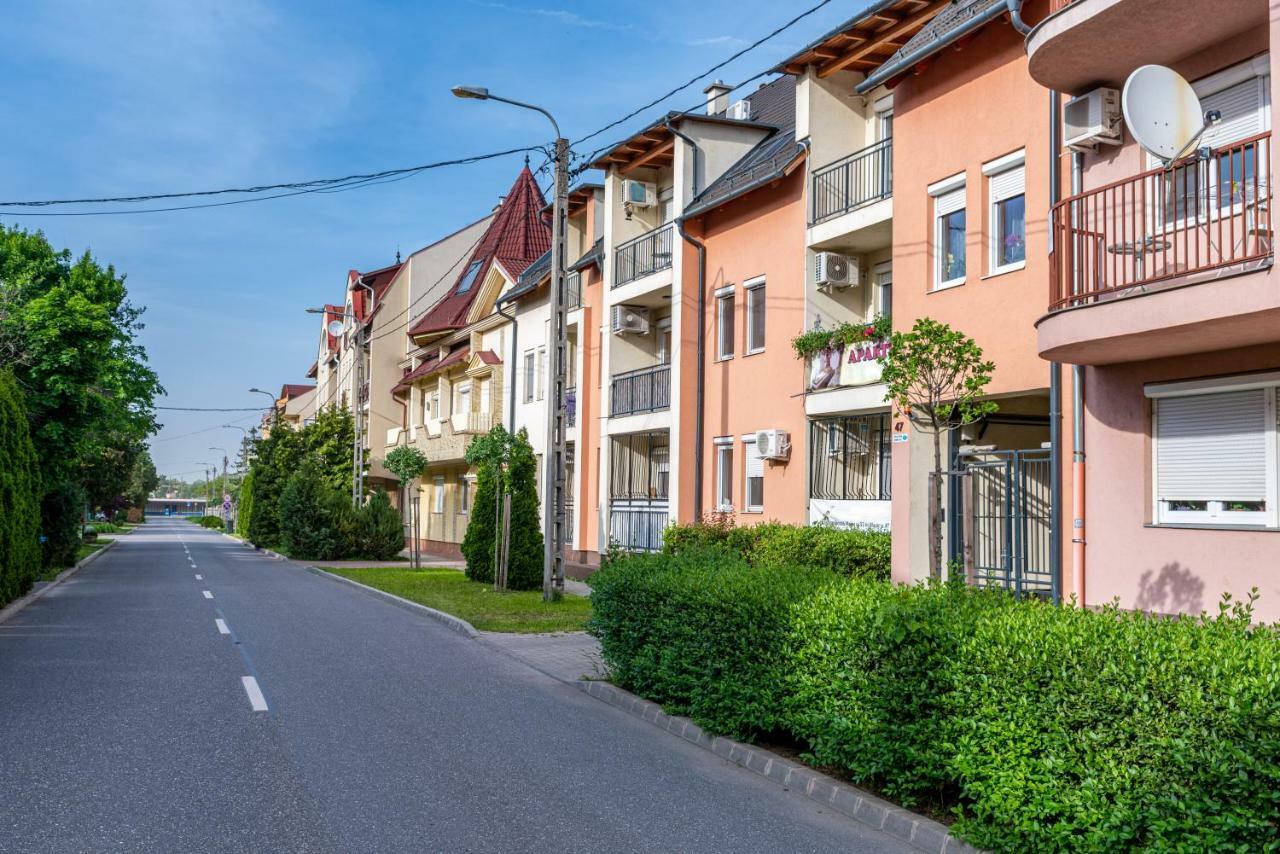 Bella Apartments No1 Hajdúszoboszló Eksteriør billede